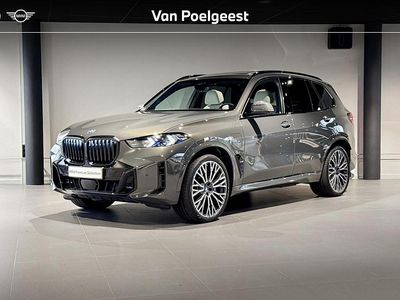 Dravitgrau metallic (grijs metallic) Gebruikt 2024 BMW X5 M Sport SUV | € 94.900 (Eerlijke prijs)
