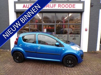 Blauw Gebruikt 2012 Peugeot 107 Hatchback | € 3.999 (Eerlijke prijs)