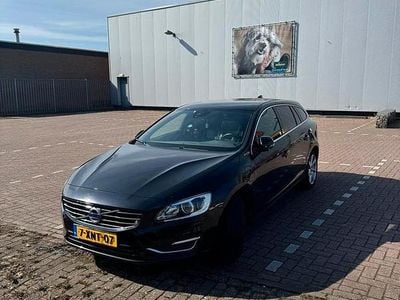 Gebruikt 2014 Volvo V60 Stationwagen | € 5.300 (Eerlijke prijs)