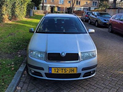 Zilver Gebruikt 2007 Skoda Fabia Stationwagen | € 1.450 (Eerlijke prijs)