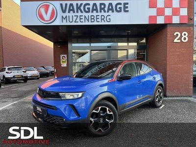 Blauw (metallic) Gebruikt 2021 Opel Mokka GS Line SUV | € 19.945 (Eerlijke prijs)