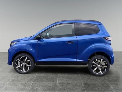 Blauw Nieuw 2025 Aixam e-Crossover Premium Hatchback | € 21.250