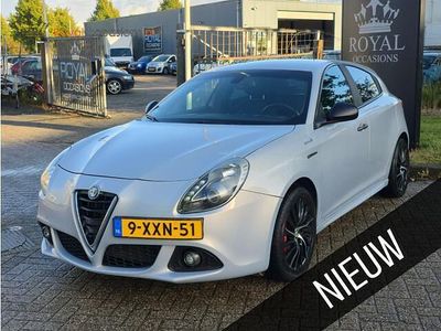 Occasion Alfa Romeo Giulietta Exclusive 170 PK (125 kW) 2014 Wit Hatchback