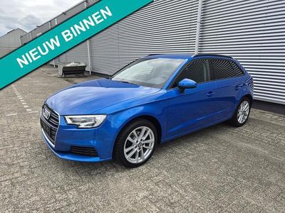 Blauw Gebruikt 2019 Audi A3 Sportback Design Hatchback | € 17.555 (Eerlijke prijs)