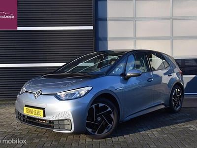 Blauw Occasion 2020 VW ID.3 Life Hatchback | € 14.850 (Goede deal)