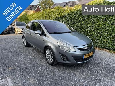 Grijs Occasion 2012 Opel Corsa Cosmo Hatchback | € 2.445 (Eerlijke prijs)