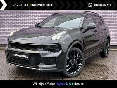 Zwart, metallic lak Nieuw 2025 Lynk & Co 01 SUV | € 42.995 (Iets duurder)