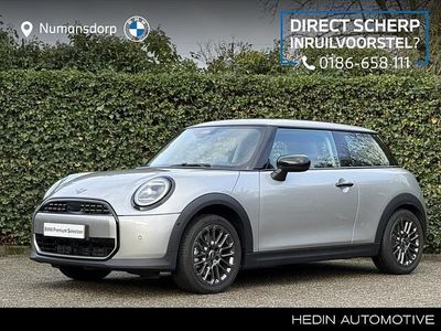 Occasion Mini Cooper Comfort 114 kW (156 PK) 2025 Grijs Hatchback