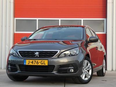 tweedehands Peugeot 308 SW 1.2 PureTech Blue Lease Executive/ zeer mooi!