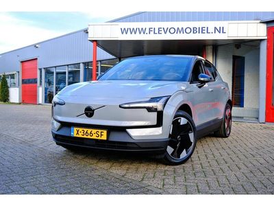 Grijs Gebruikt 2024 Volvo EX30 Ultra SUV | € 30.950 (Goede deal)