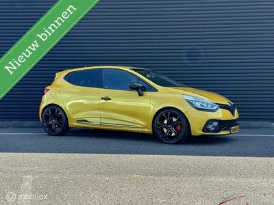 tweedehands Renault Clio IV 1.6 R.S. CUP CHASSIS, KEYLESS, RS DRIVE, NAVI