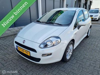 tweedehands Fiat Punto Evo 0.9 TwinAir Street, Trekhaak, Cruise control