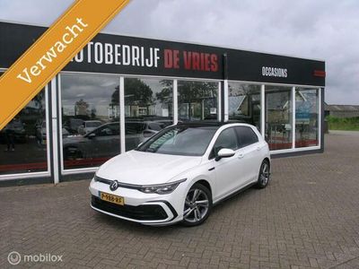 tweedehands VW Golf VIII 1.5 TSI R-Line Full Options Pano/Parelmoer/ACC/VC