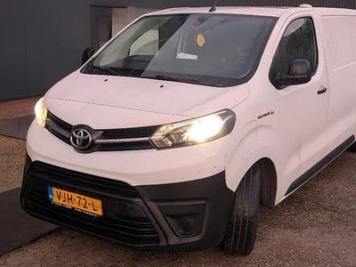 Wit Gebruikt 2021 Toyota Proace Edition MPV | € 16.750