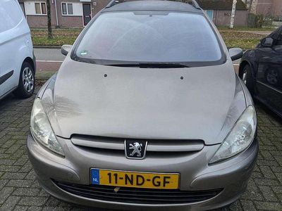 Grijs Gebruikt 2003 Peugeot 307 Stationwagen | € 825 (Eerlijke prijs)