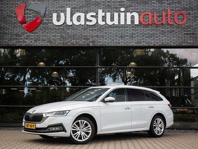 Occasion Skoda Octavia Business Line 150 PK (110 kW) 2021 Wit Stationwagen