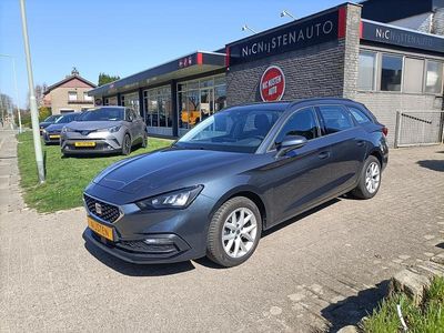 Grijs, metallic lak Occasion 2020 Seat Leon Business Stationwagen | € 16.850 (Eerlijke prijs)