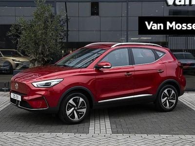 Rood Nieuw 2025 MG ZS Luxury SUV | € 27.995 (Goede deal)