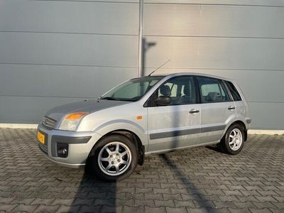 tweedehands Ford Fusion 1.4-16V Ghia bouwjaar 2006 ( inruil mogelijk )