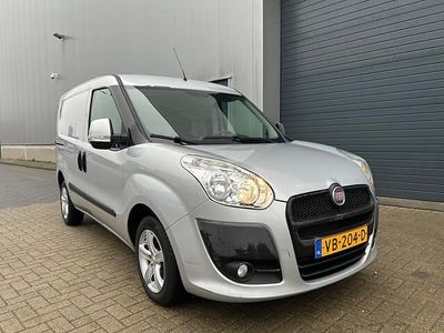 Grijs (metallic) Occasion 2013 Fiat Doblò MPV | € 2.999 (Eerlijke prijs)