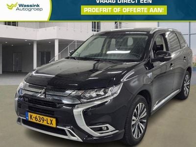 Zwart (metallic) Occasion 2021 Mitsubishi Outlander P-HEV Intense+ SUV | € 26.685 (Iets duurder)