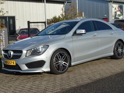 Grijs Occasion 2016 Mercedes CLA180 Ambition Sedan | € 17.799 (Eerlijke prijs)