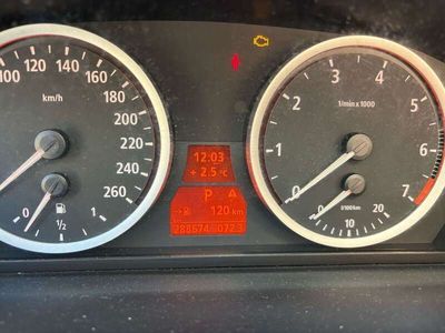 BMW 525