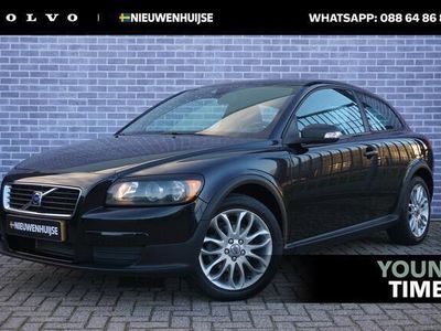 tweedehands Volvo C30 1.8 Momentum | 17" velgen | Cruise control | climate control | parkeersensoren achter, elektrische buitenspiegels |