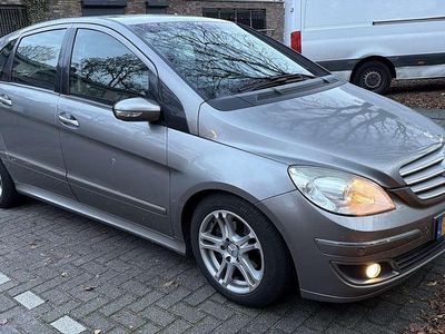Grijs Occasion 2005 Mercedes B170 MPV | € 4.450 (Iets duurder)