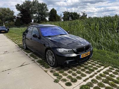 BMW 325