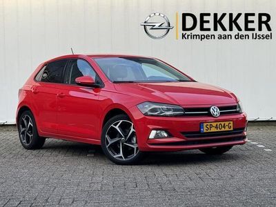 tweedehands VW Polo 1.0 TSI Sportline met 17inch Velgen Donker Glas