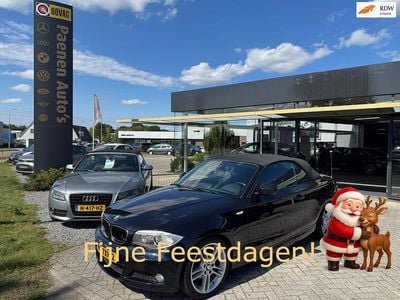 Zwart Gebruikt 2012 BMW 118 Cabriolet Executive Cabriolet | € 9.950 (Eerlijke prijs)