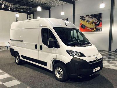 Occasion Opel Movano 140 PK (102 kW) 2024 Wit Van