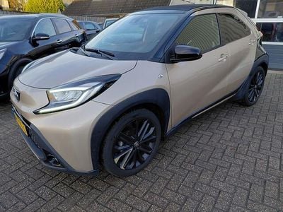 Bruin Gebruikt 2023 Toyota Aygo X Limited SUV | € 18.950 (Eerlijke prijs)