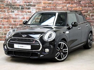 Occasion Mini John Cooper Works Business 2015 Zwart (metallic) Hatchback
