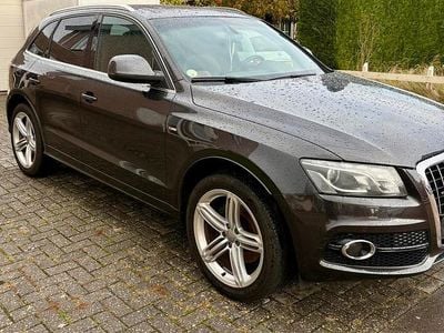 Grijs (parellak) Occasion 2010 Audi Q5 S-Line SUV | € 11.449 (Eerlijke prijs)
