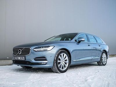 Blauw Gebruikt 2017 Volvo V90 Inscription Stationwagen | € 17.990 (Eerlijke prijs)