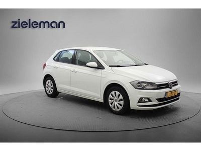 Wit Occasion 2021 VW Polo Comfortline Hatchback | € 13.345 (Super prijs)