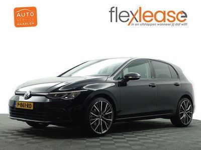 tweedehands VW Golf VIII 1.0 TSI R-line Sfeerverlichting, Xenon Led, Keyless, Park Assist, Stuur/Stoelverwarming, Carplay