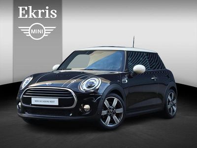 Zwart Gebruikt 2019 Mini Cooper Comfort Hatchback | € 21.900 (Eerlijke prijs)