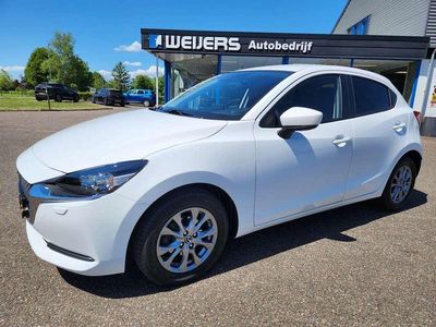 Wit Gebruikt 2023 Mazda 2 Comfort Hatchback | € 21.900 (Eerlijke prijs)