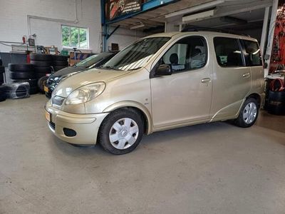 Toyota Yaris Verso