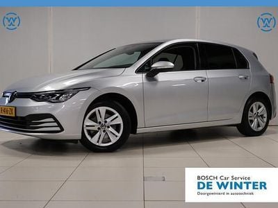 Grijs (metallic) Occasion 2023 VW Golf VIII Business Hatchback | € 19.950 (Eerlijke prijs)