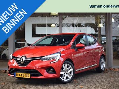 Rood Gebruikt 2020 Renault Clio V Zen Hatchback | € 12.410 (Goede deal)