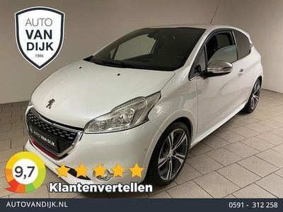Wit Occasion 2014 Peugeot 208 GTi Hatchback | € 9.485 (Eerlijke prijs)