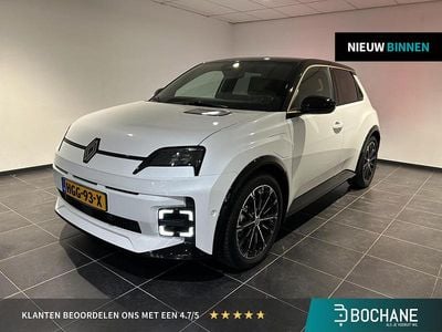 Wit Occasion 2025 Renault R5 Iconic Hatchback | € 30.744 (Super prijs)