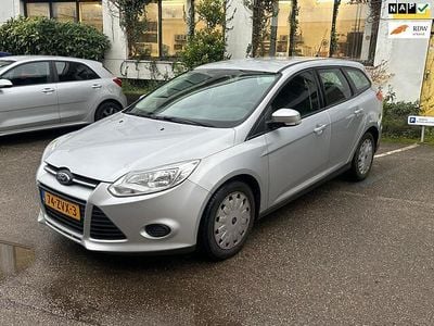 Grijs Gebruikt 2013 Ford Focus Trend Stationwagen | € 3.999 (Goede deal)