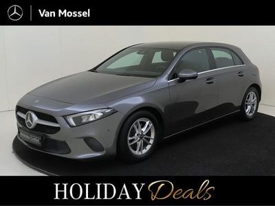 Grijs Gebruikt 2019 Mercedes A180 Business Hatchback | € 22.945 (Eerlijke prijs)