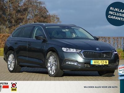 Grijs Occasion 2021 Skoda Octavia Business Line Stationwagen | € 23.950 (Eerlijke prijs)
