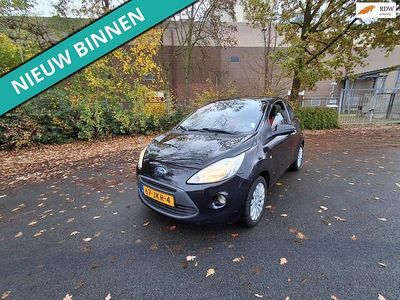 Zwart (metallic) Gebruikt 2009 Ford Ka Titanium Hatchback | € 2.299 (Eerlijke prijs)